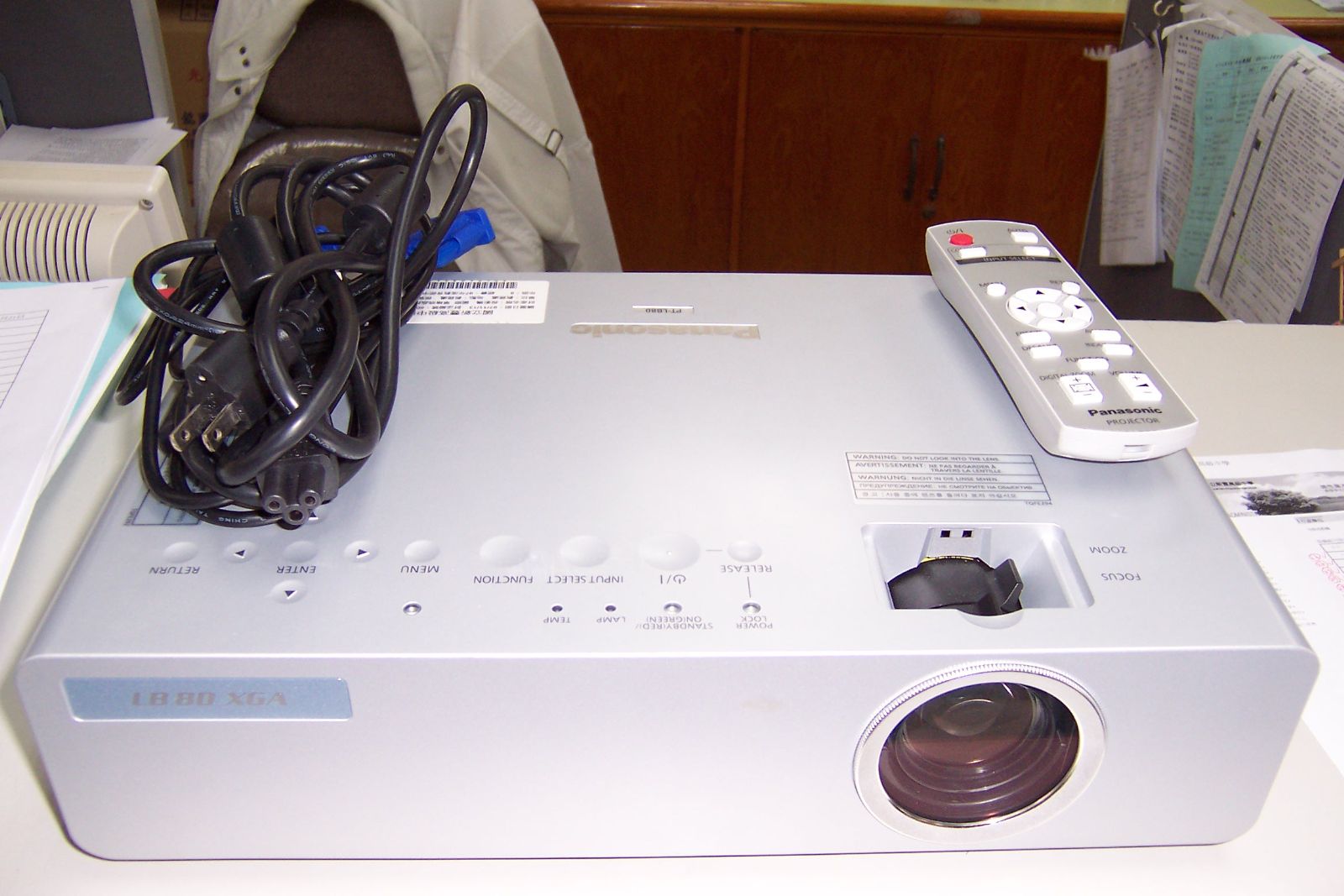 單槍投影機-Panasonic-1 單槍投影機-Panasonic-1